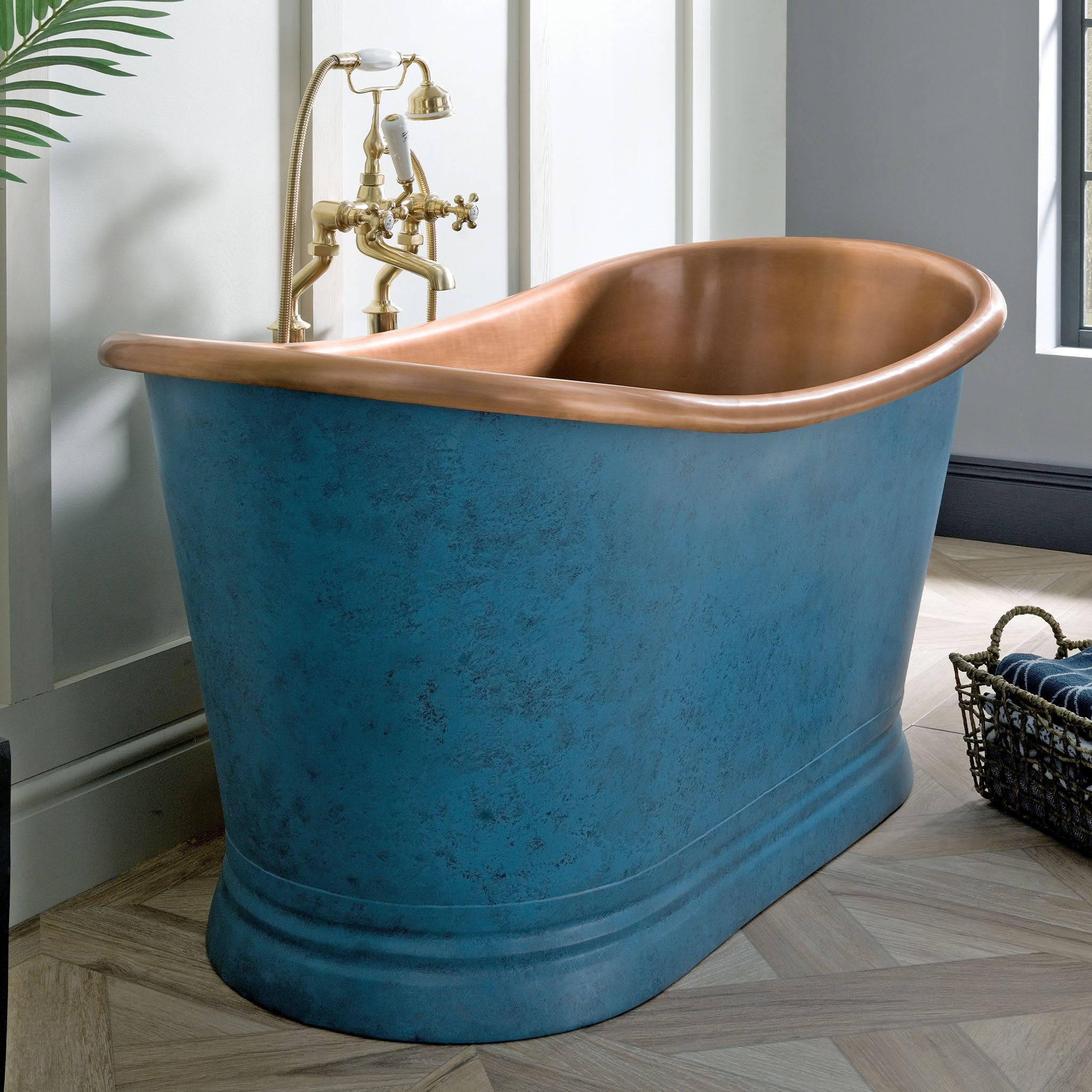 BC Designs Patinata Blue Copper Boat Double Ended Roll Top Bath