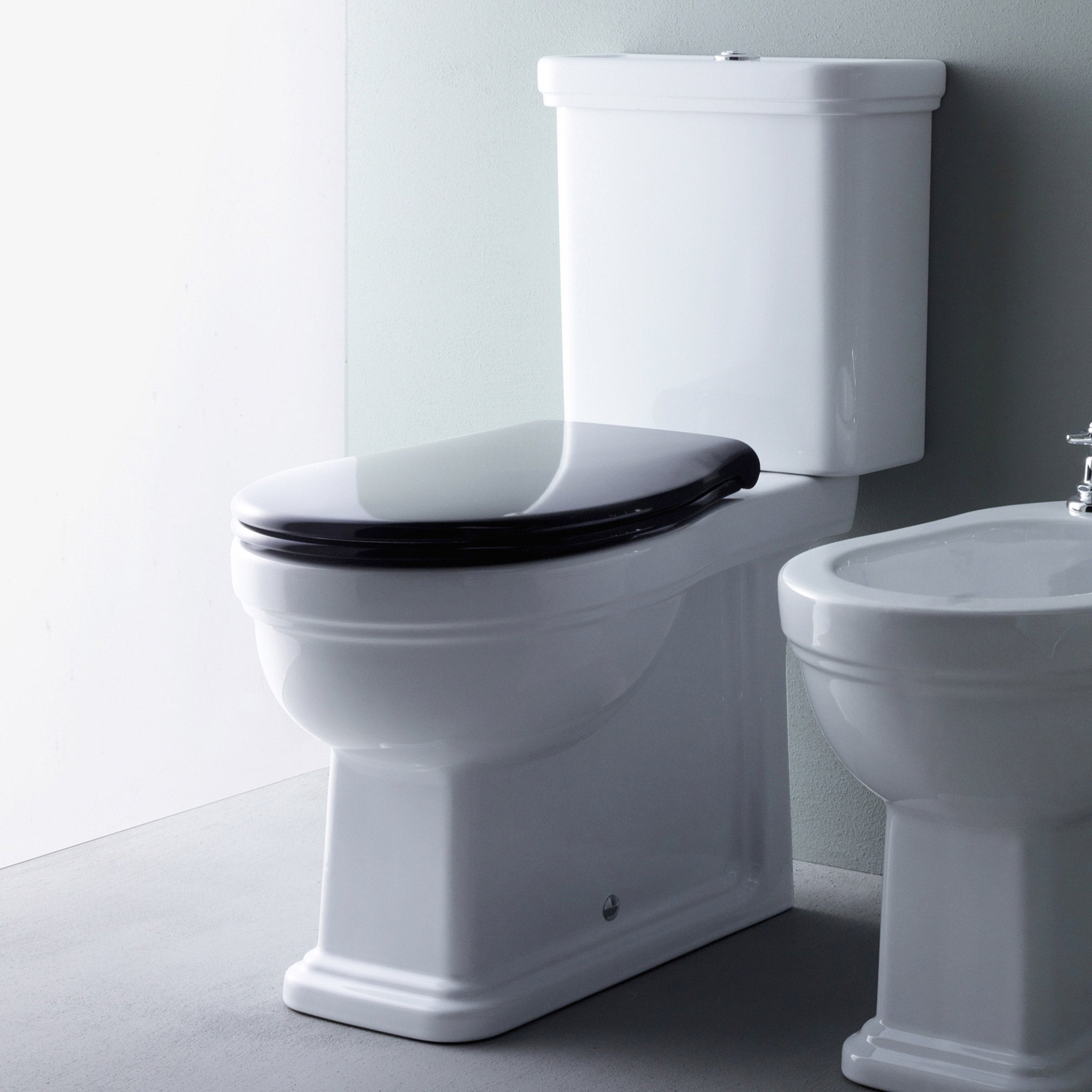 GSI Classic 70 Close Coupled WC Pan & Cistern With Lid (Without Seat)